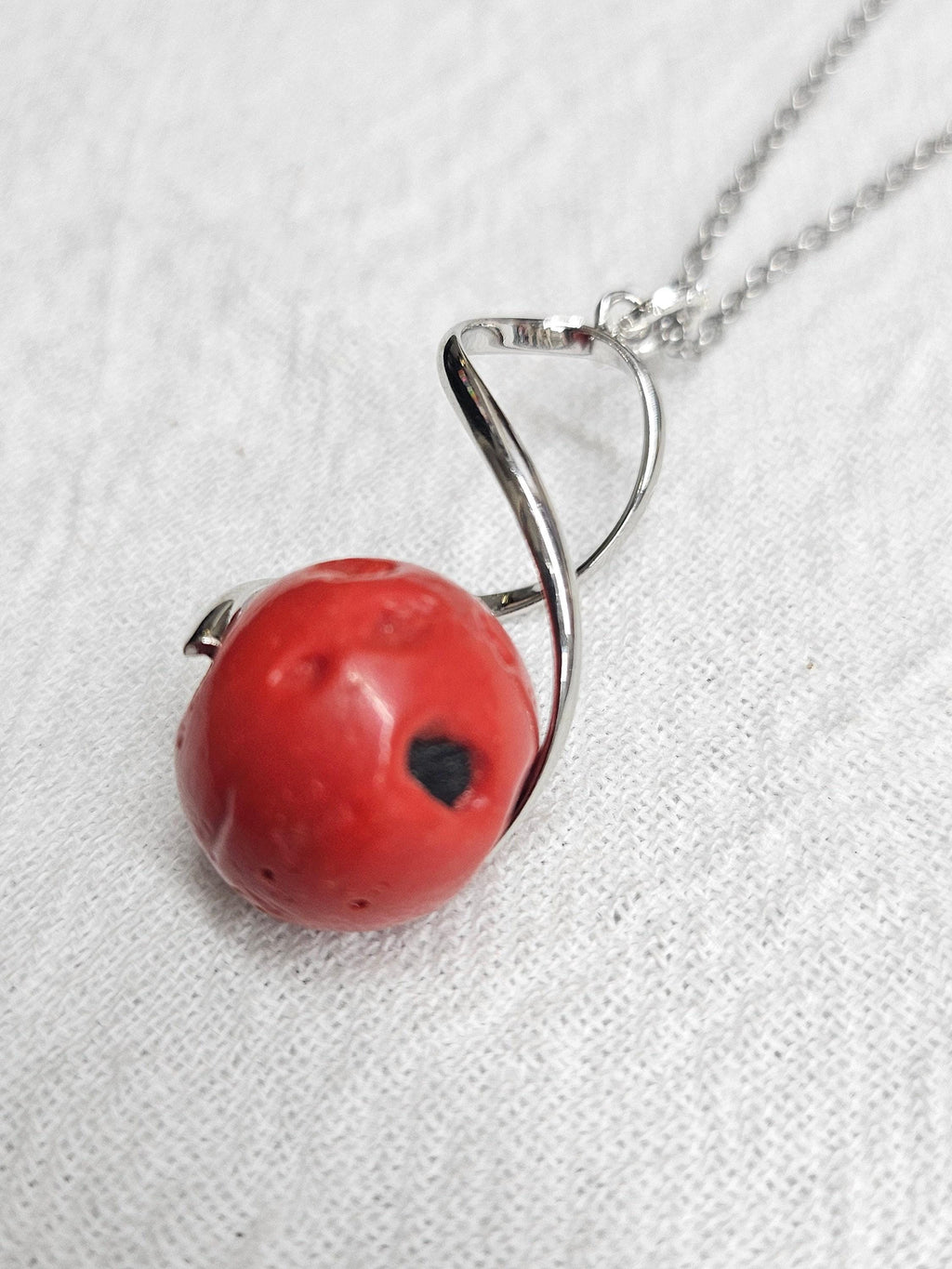 Red Coral Pendant Necklace for Women  Rustic Boho Handmade Jewelry Gift  Unique Ocean-Inspired Accessory with Free Shipping