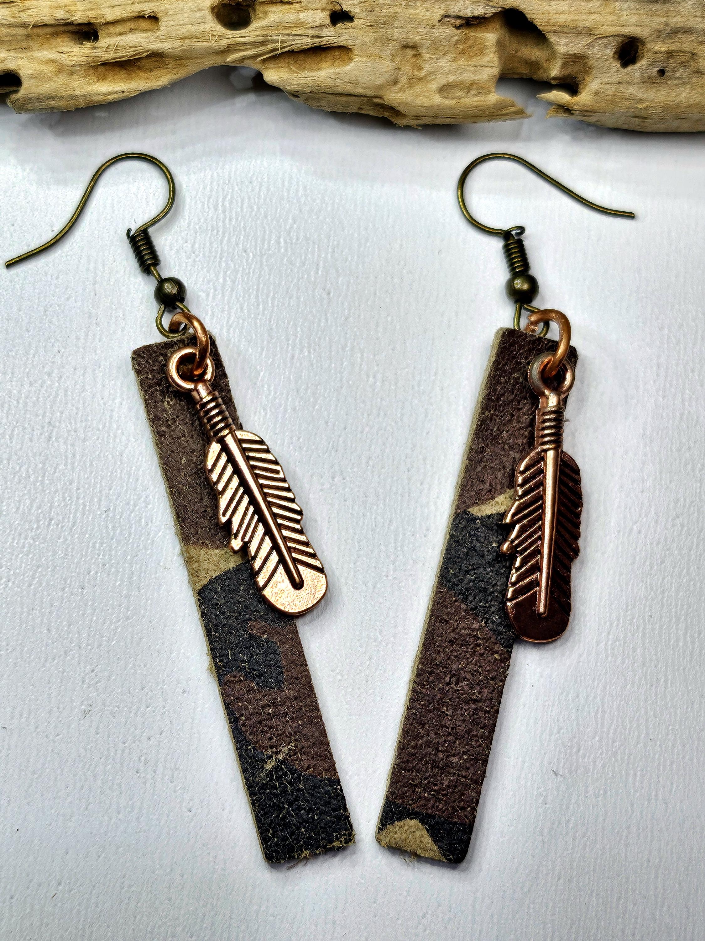 Handcut Camouflage Leather  Feather Charm Earrings with Whimsical Deer Pendant for Unique Style