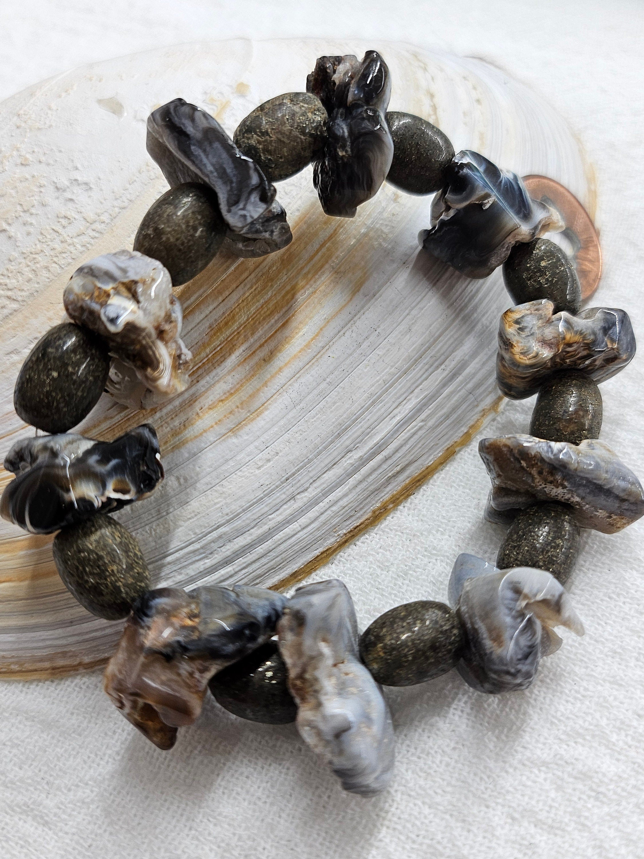 Stretch Natural Agate Stone Bracelet with Unique Patterns and Colors - Comfortable Boho Jewelry for Layering or Solo Wear - Nature-Inspired