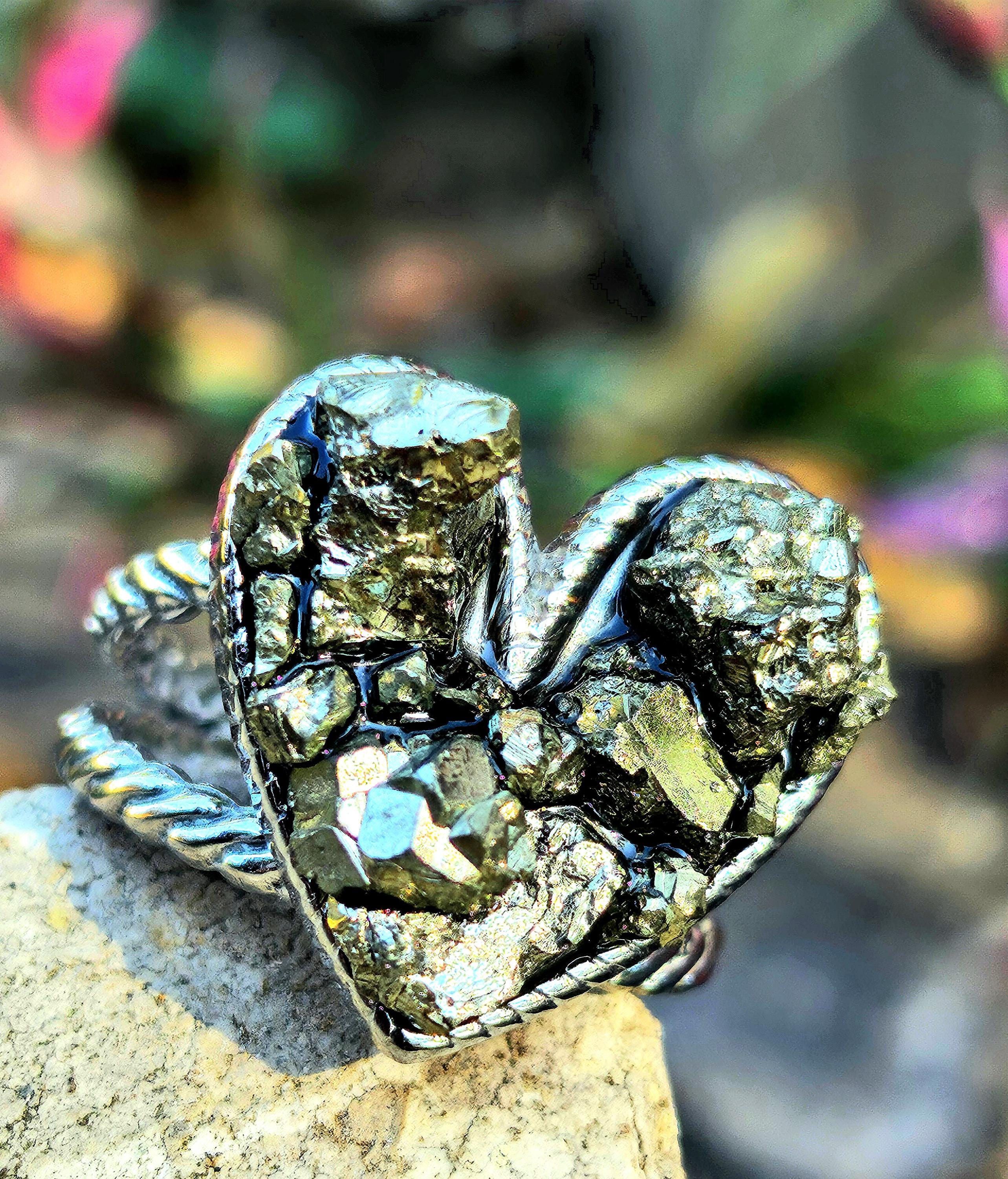 Adjustable Pyrite Nugget Ring with Stainless Steel Band - Dazzling Gold-Like Sparkle for Unique Style