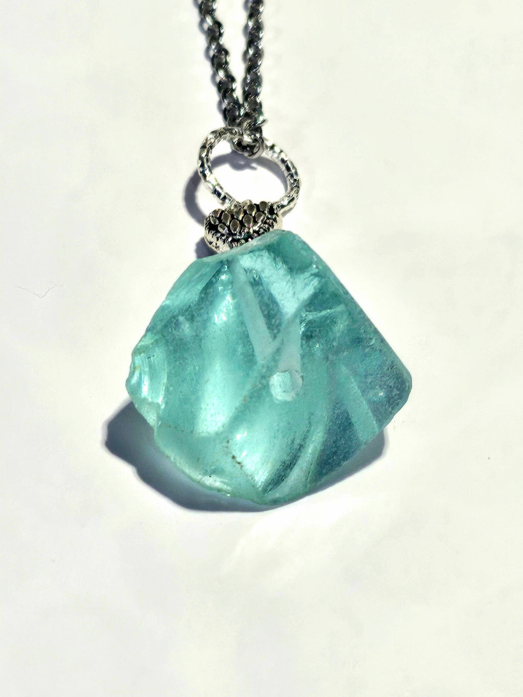 Stunning Blue Glass Pendant Necklace with Durable Stainless Steel Chain for Effortless Elegance