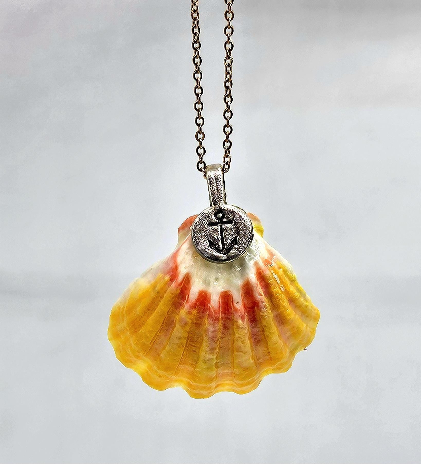 Rare Hawaiian Sunrise Shell Pendant with Dazzling Rose Gold Chain for Unique Rustic Boho Style