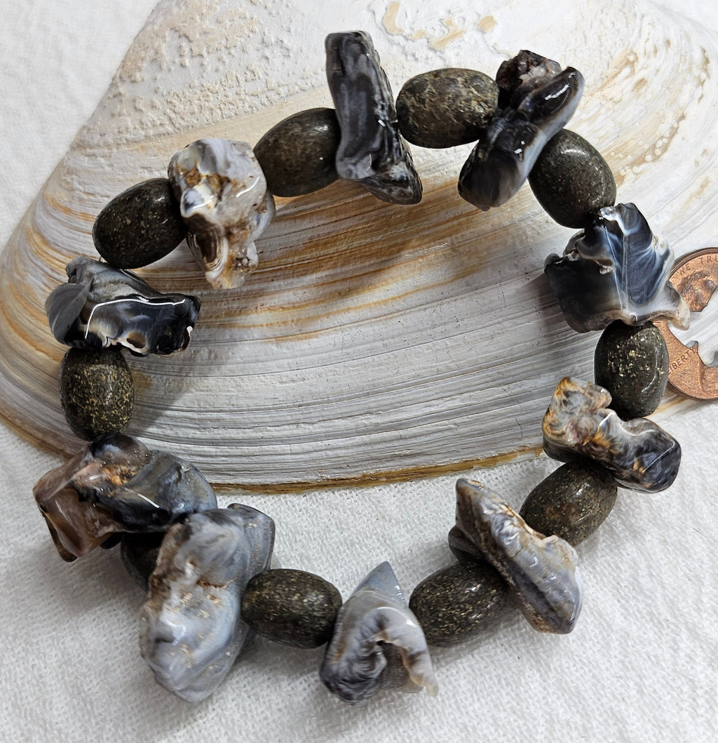 Stretch Natural Agate Stone Bracelet with Unique Patterns and Colors - Comfortable Boho Jewelry for Layering or Solo Wear - Nature-Inspired