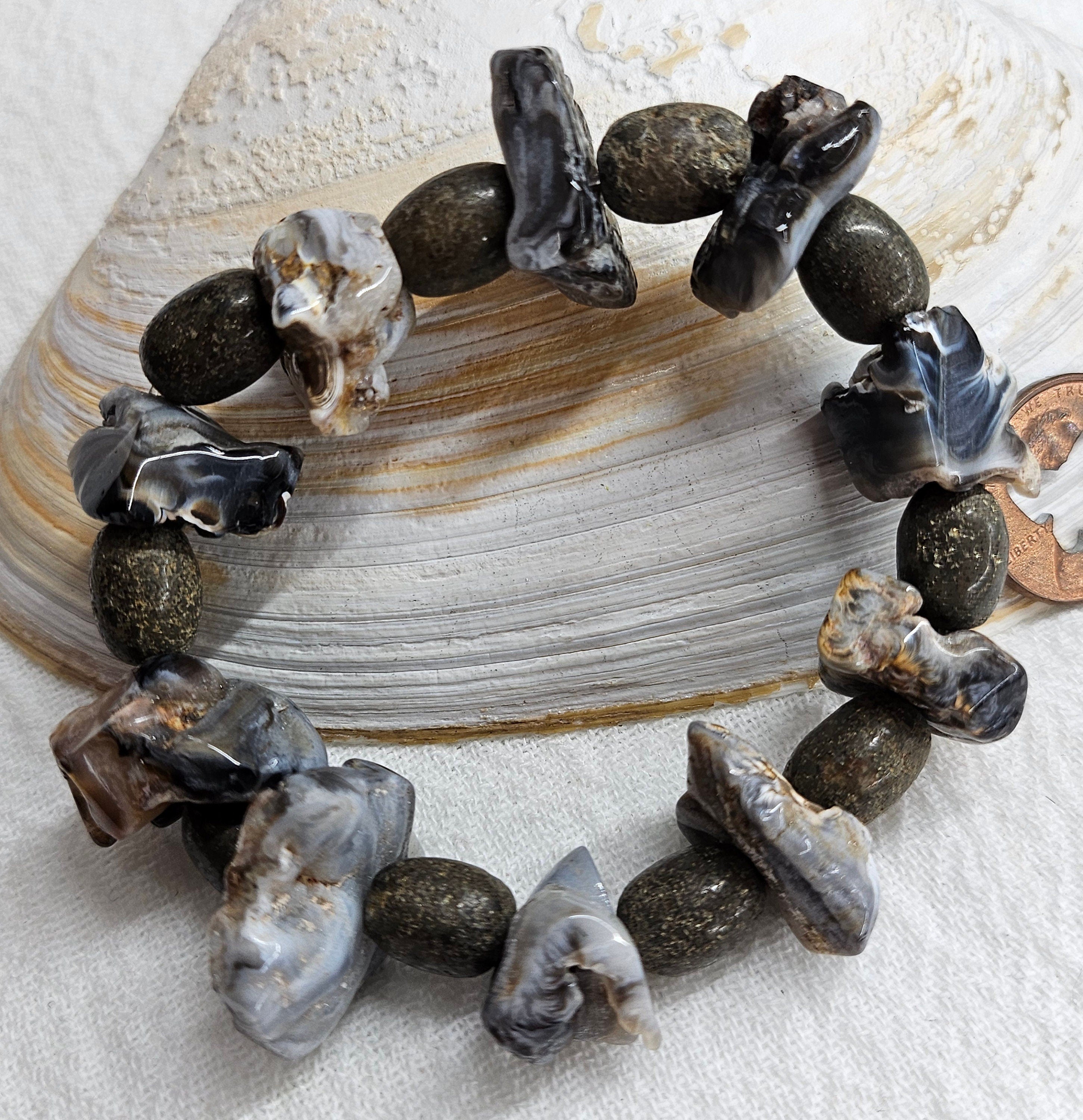 Stretch Natural Agate Stone Bracelet with Unique Patterns and Colors - Comfortable Boho Jewelry for Layering or Solo Wear - Nature-Inspired