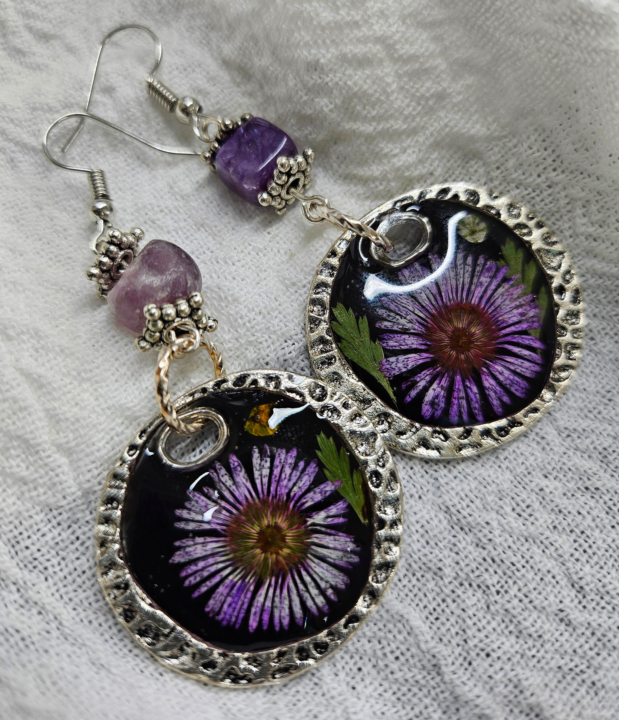 Natural Purple Daisy  Amethyst Drop Earrings for Women - Real Pressed Flowers with Sparkling Stones - Unique Floral Jewelry Gift for Her