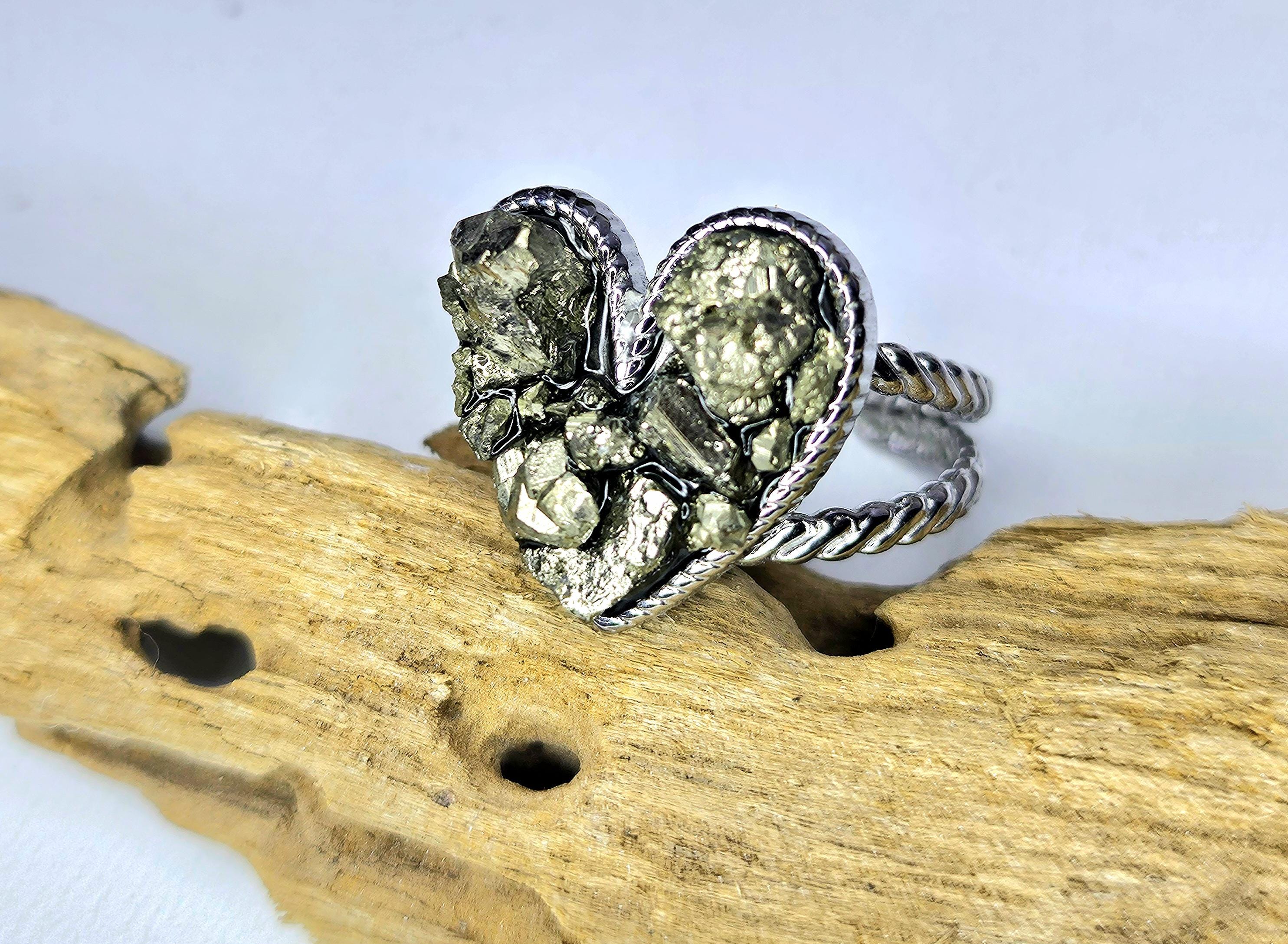 Adjustable Pyrite Nugget Ring with Stainless Steel Band - Dazzling Gold-Like Sparkle for Unique Style