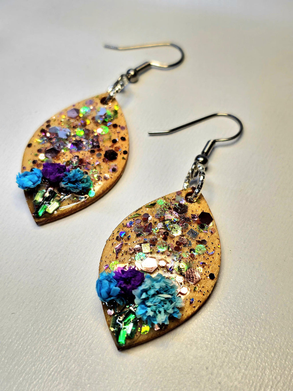 Dried Flower  Wood Oval Earrings on Stainless Steel Hooks - Unique Botanical Jewelry for Nature Lovers