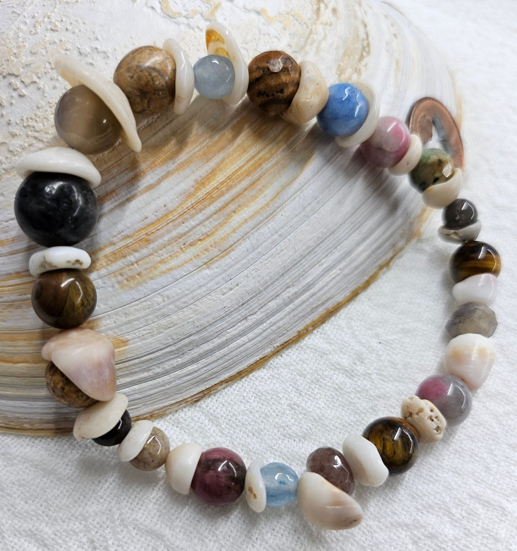 Natural Multi-Stone  Hawaiian Puka Shell Stretch Bracelet for Beach Vibes Summer Style  Everyday Wear - Perfect Accessory for Laid-Back