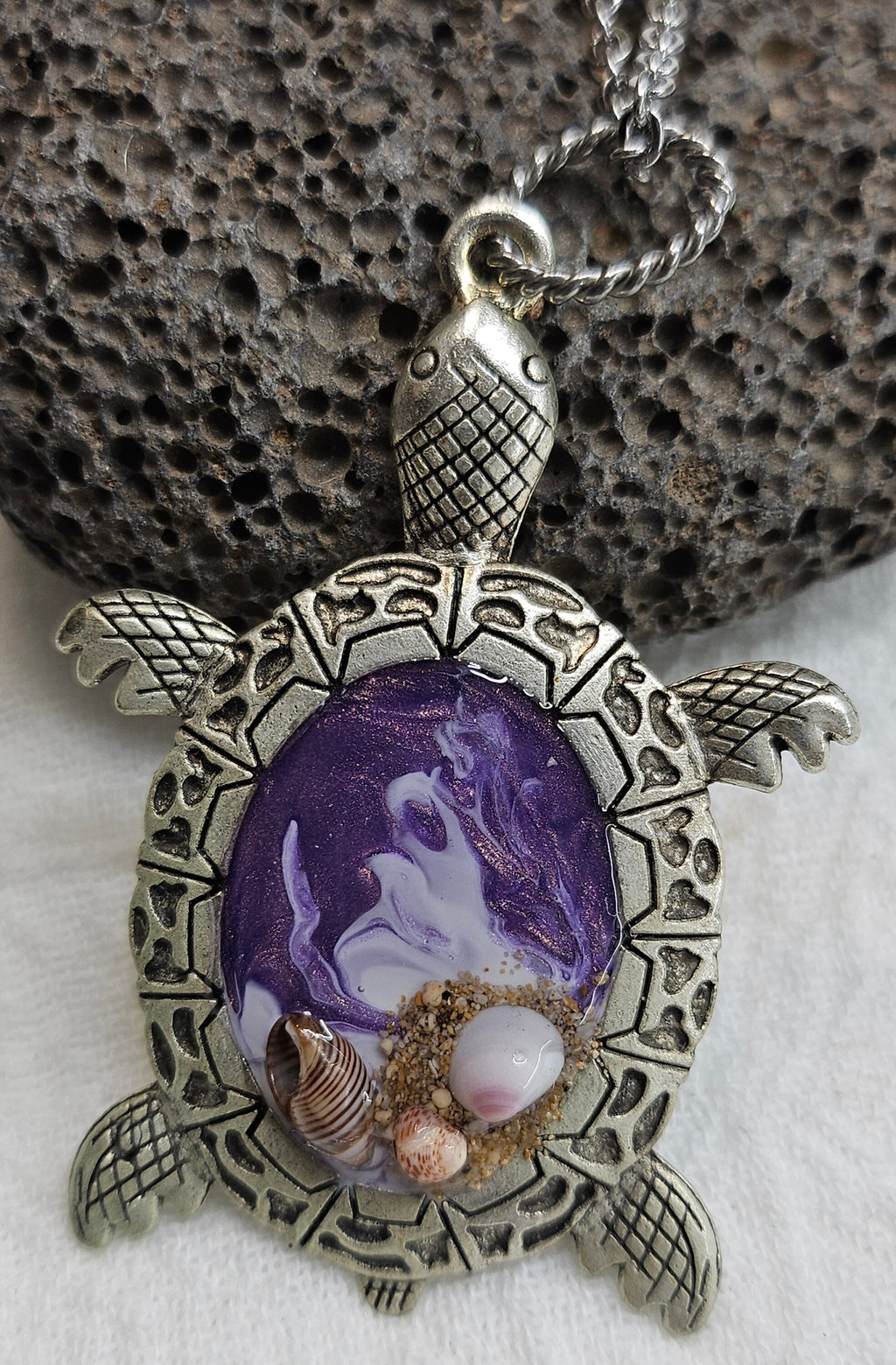 Hawaii Shells  Turtle Pendant Necklace on Stainless Steel Chain - Ocean-Inspired Jewelry for Beach Lovers - Perfect Gift for Mermaid