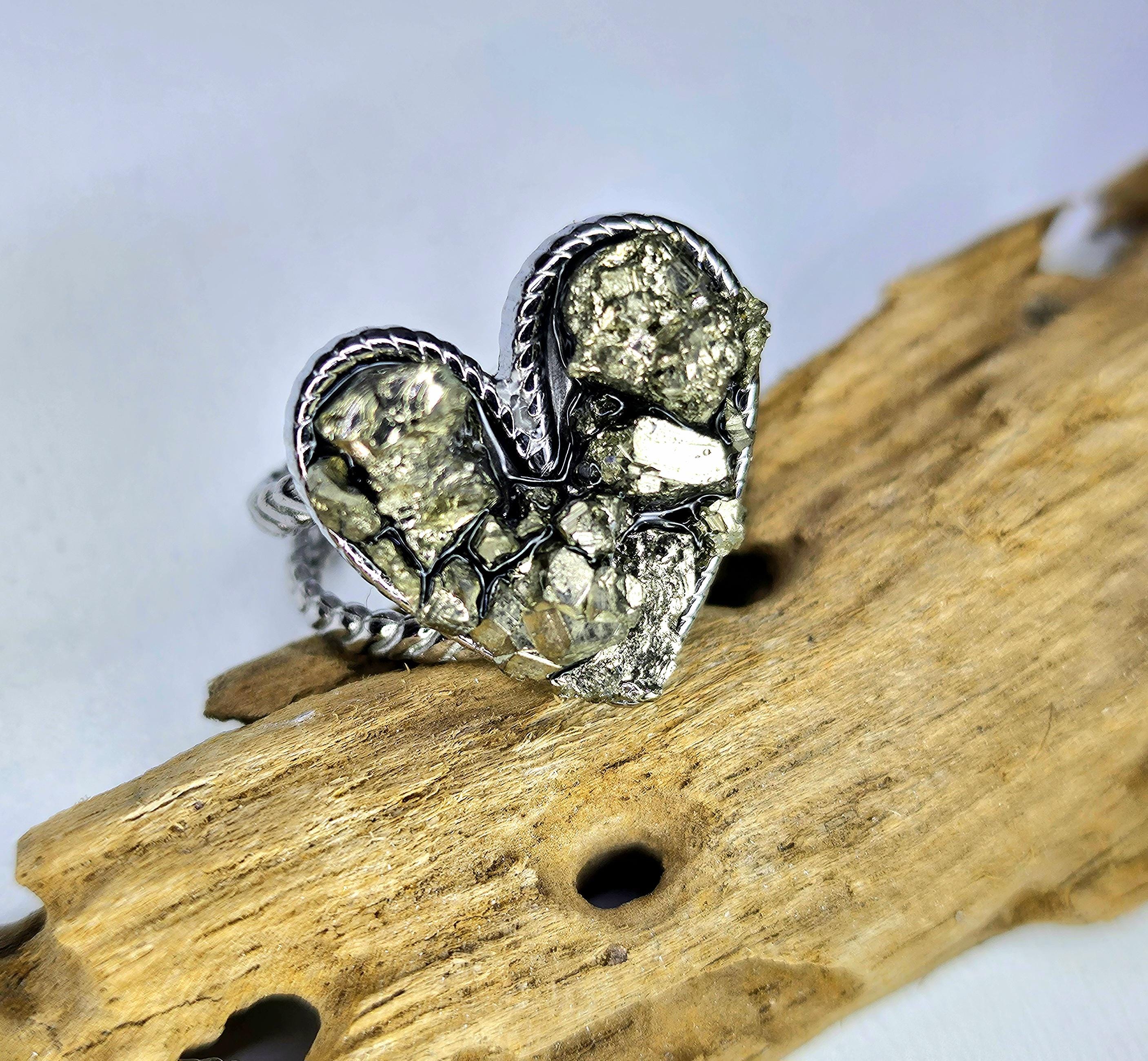Adjustable Pyrite Nugget Ring with Stainless Steel Band - Dazzling Gold-Like Sparkle for Unique Style